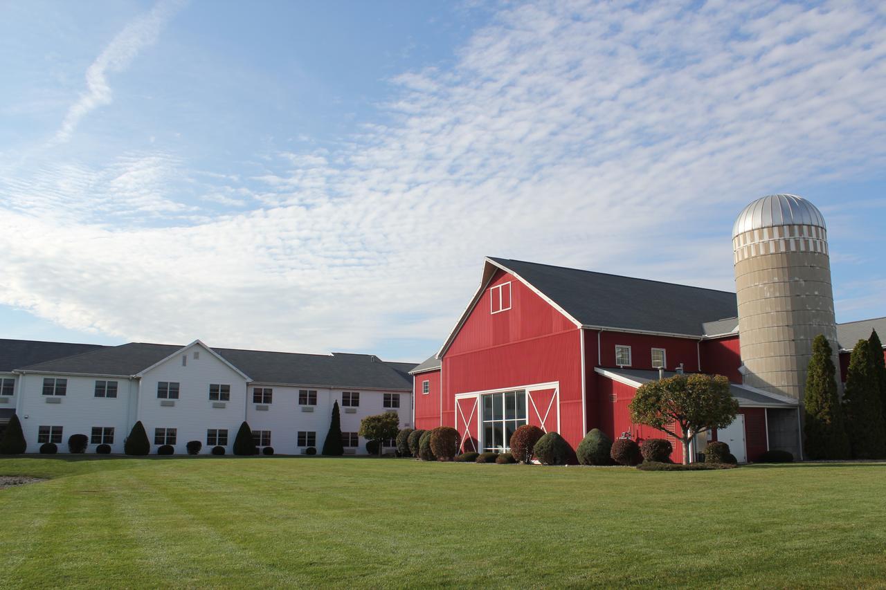 Farmstead Inn And Conference Center Shipshewana Buitenkant foto